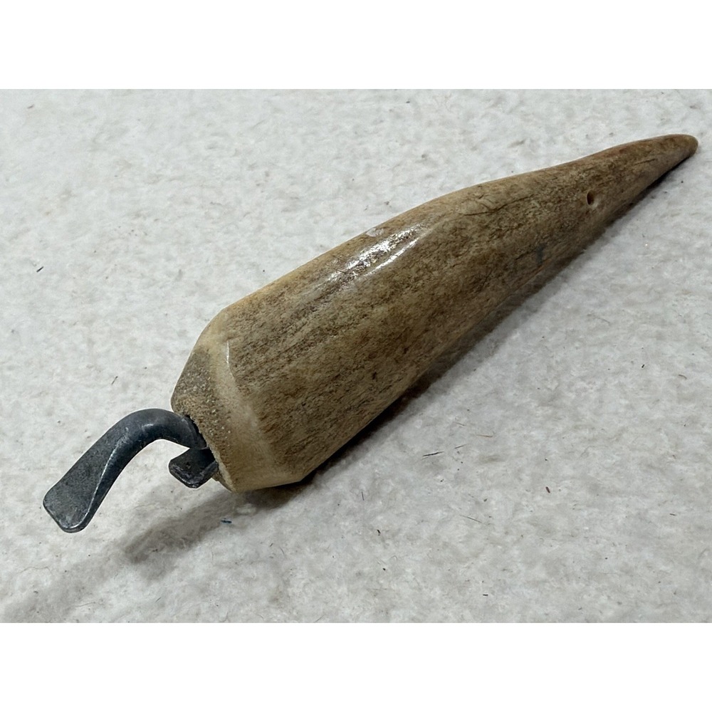 Vintage Handcrafted Deer Antler Bottle Opener Rustic Cabin Barware Lanyard